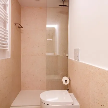 Stylish 2br In Leca With Ac By Lovelystay Леса-да-Палмейра