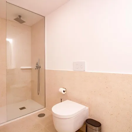 Stylish 2br In Leca With Ac By Lovelystay * Леса-да-Палмейра