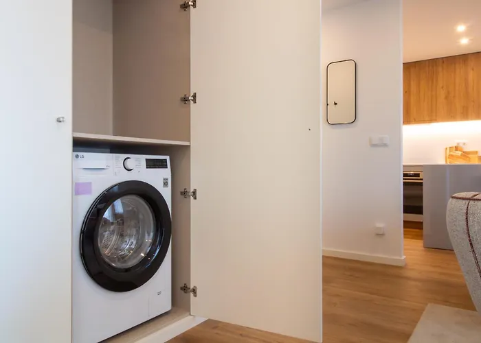 Stylish 2br In Leca With Ac By Lovelystay