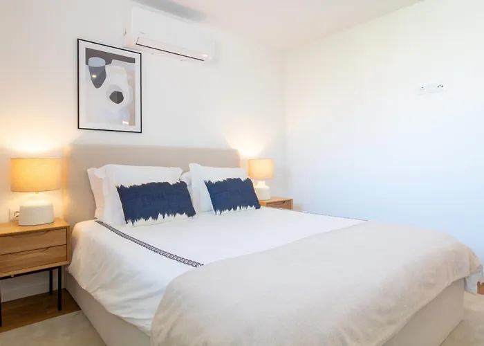 Apartment Stylish 2br In Leca With Ac By Lovelystay *