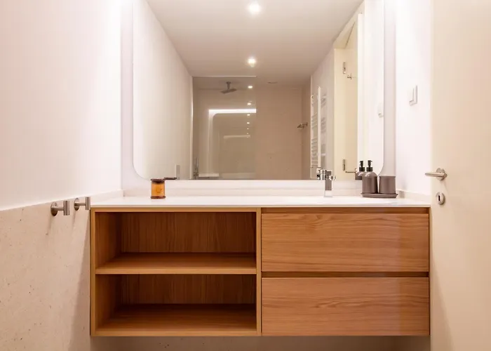 Stylish 2br In Leca With Ac By Lovelystay Leca da Palmeira