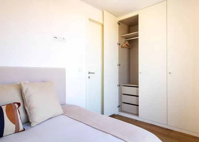 Stylish 2br In Leca With Ac By Lovelystay Apartment *