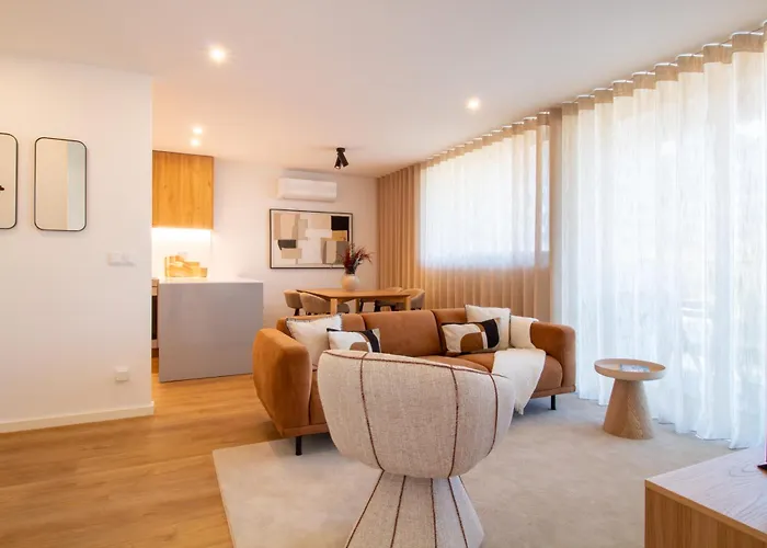 Stylish 2br In Leca With Ac By Lovelystay Leca da Palmeira